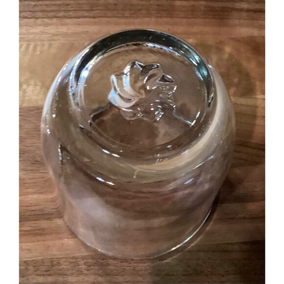 Vintage Roly Poly Clear Whiskey Glasses Molded Star Pattern on Bottom Set of 4 - Picture 12 of 12